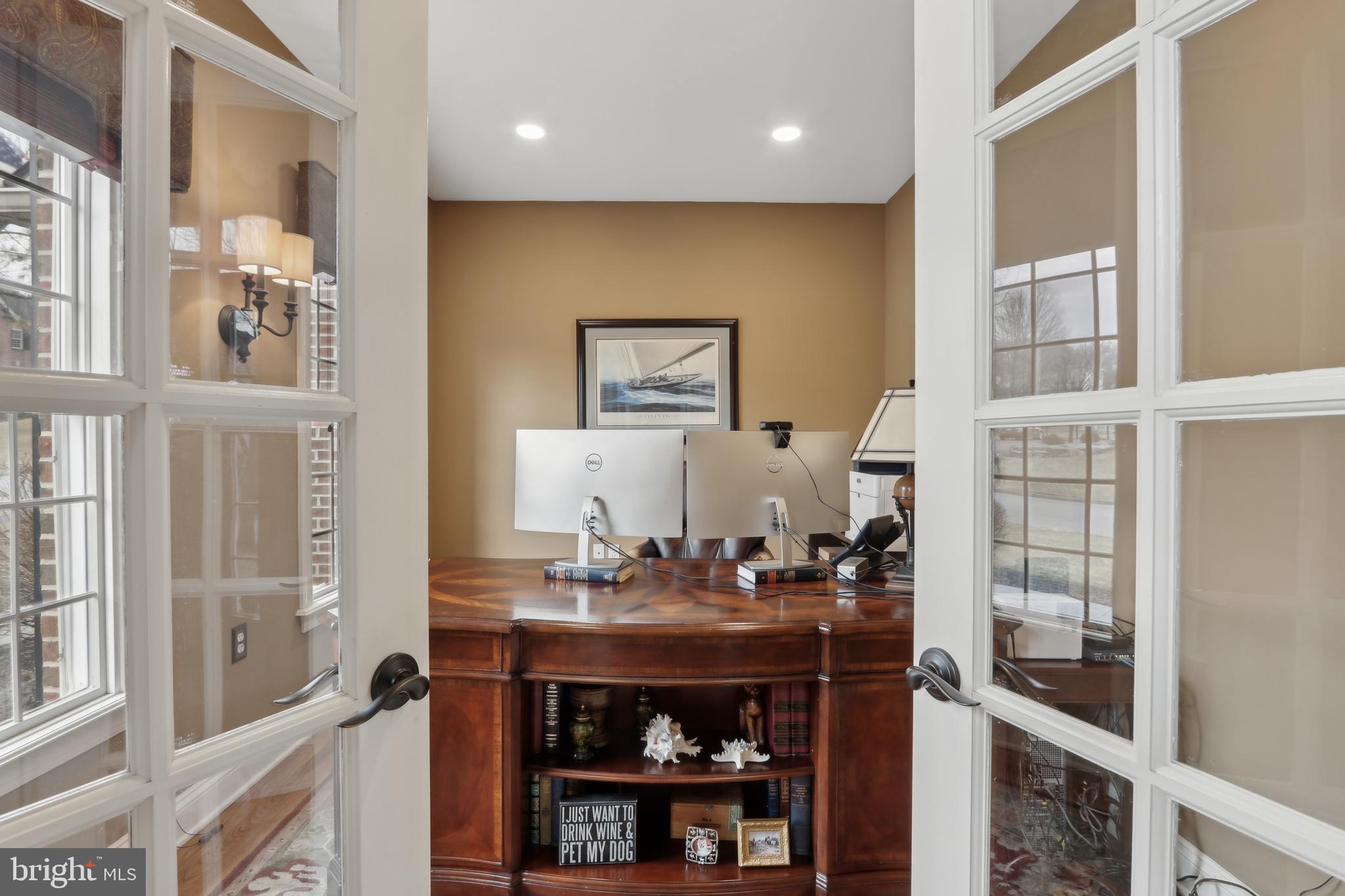 2119 SHERBROOKE DRIVE
