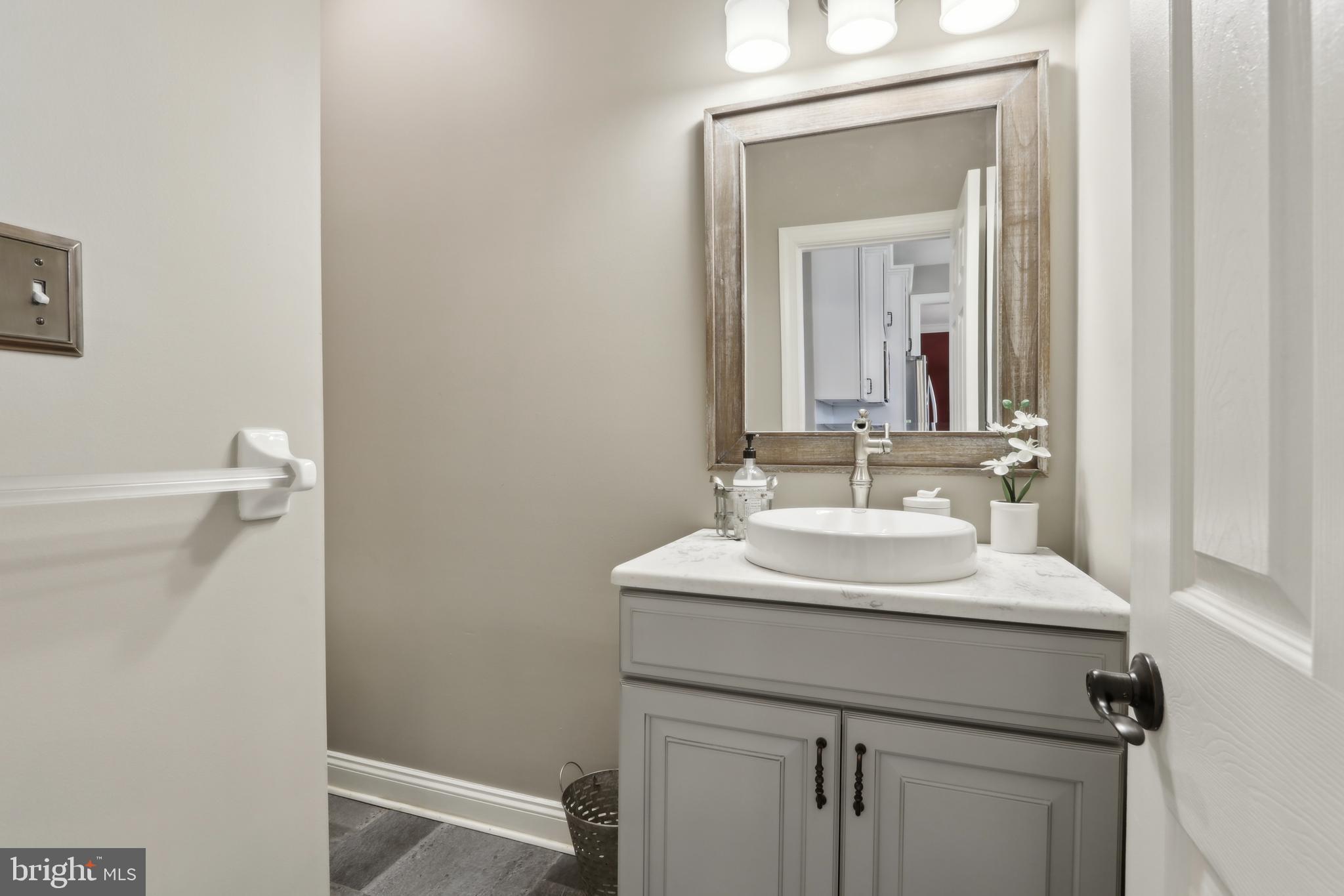 2119 SHERBROOKE DRIVE