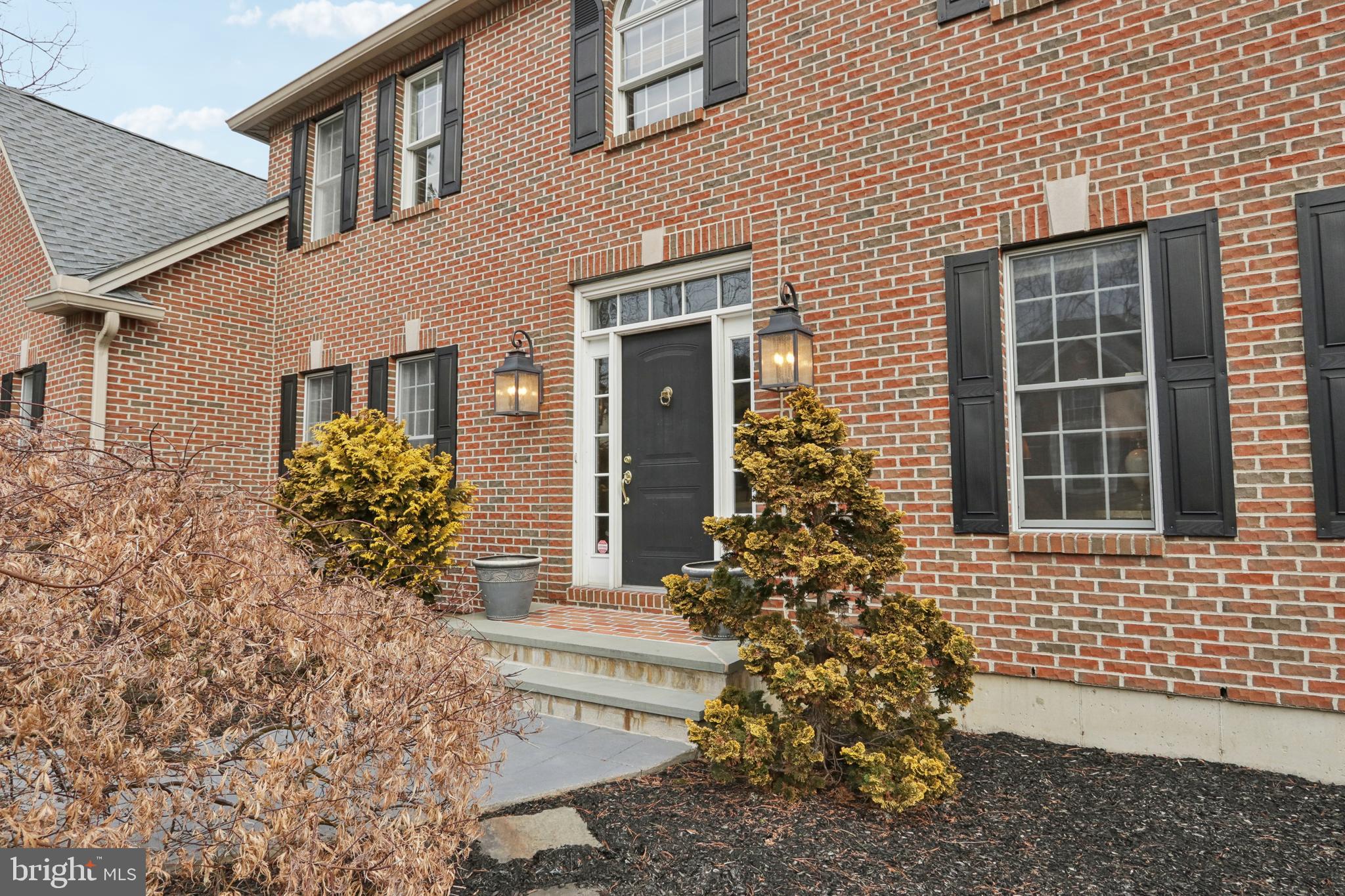 2119 SHERBROOKE DRIVE
