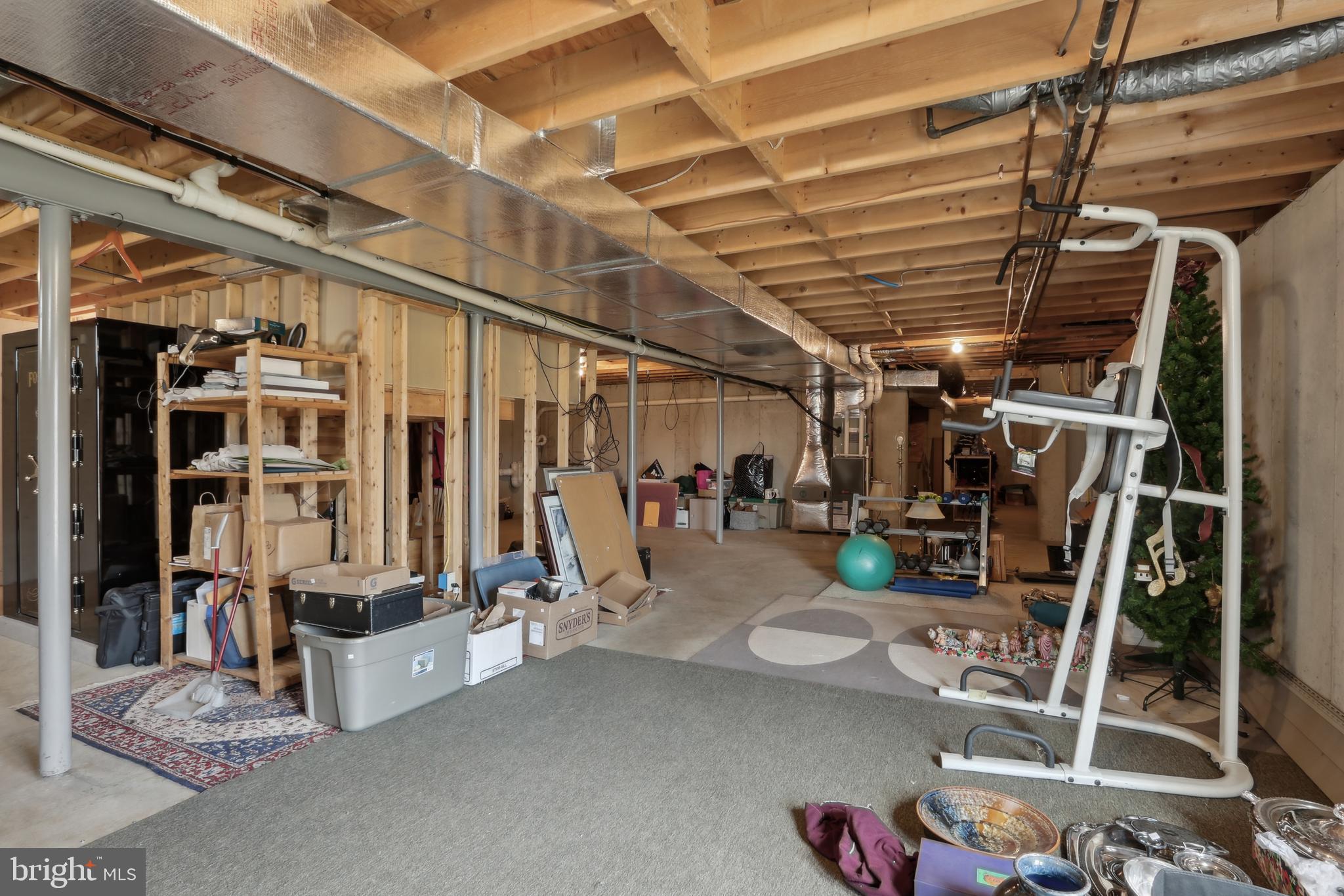 2119 SHERBROOKE DRIVE
