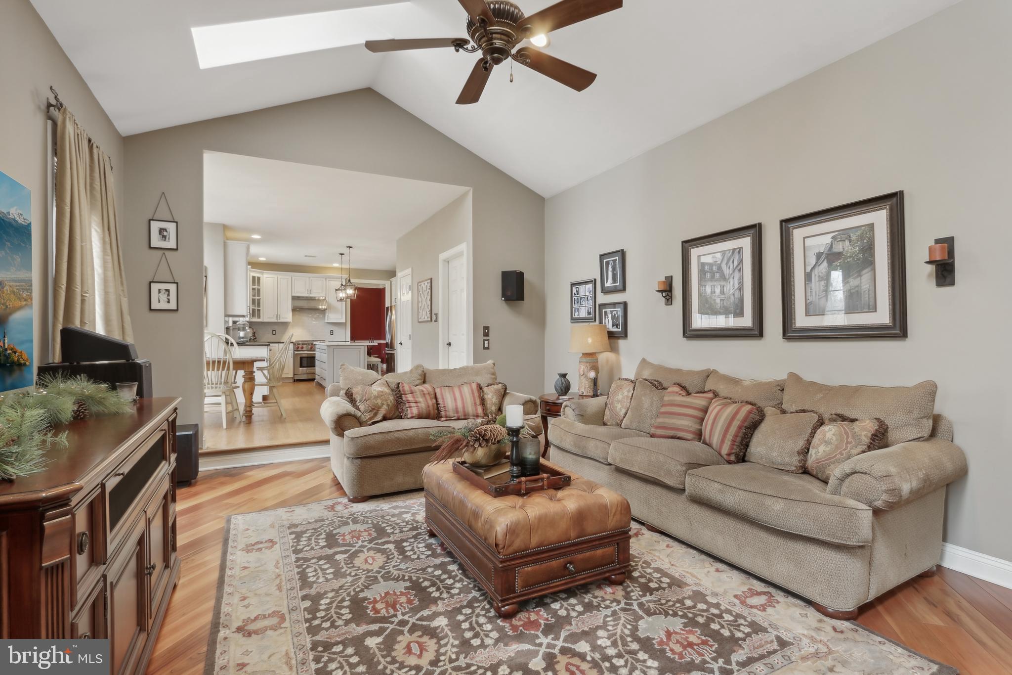2119 SHERBROOKE DRIVE
