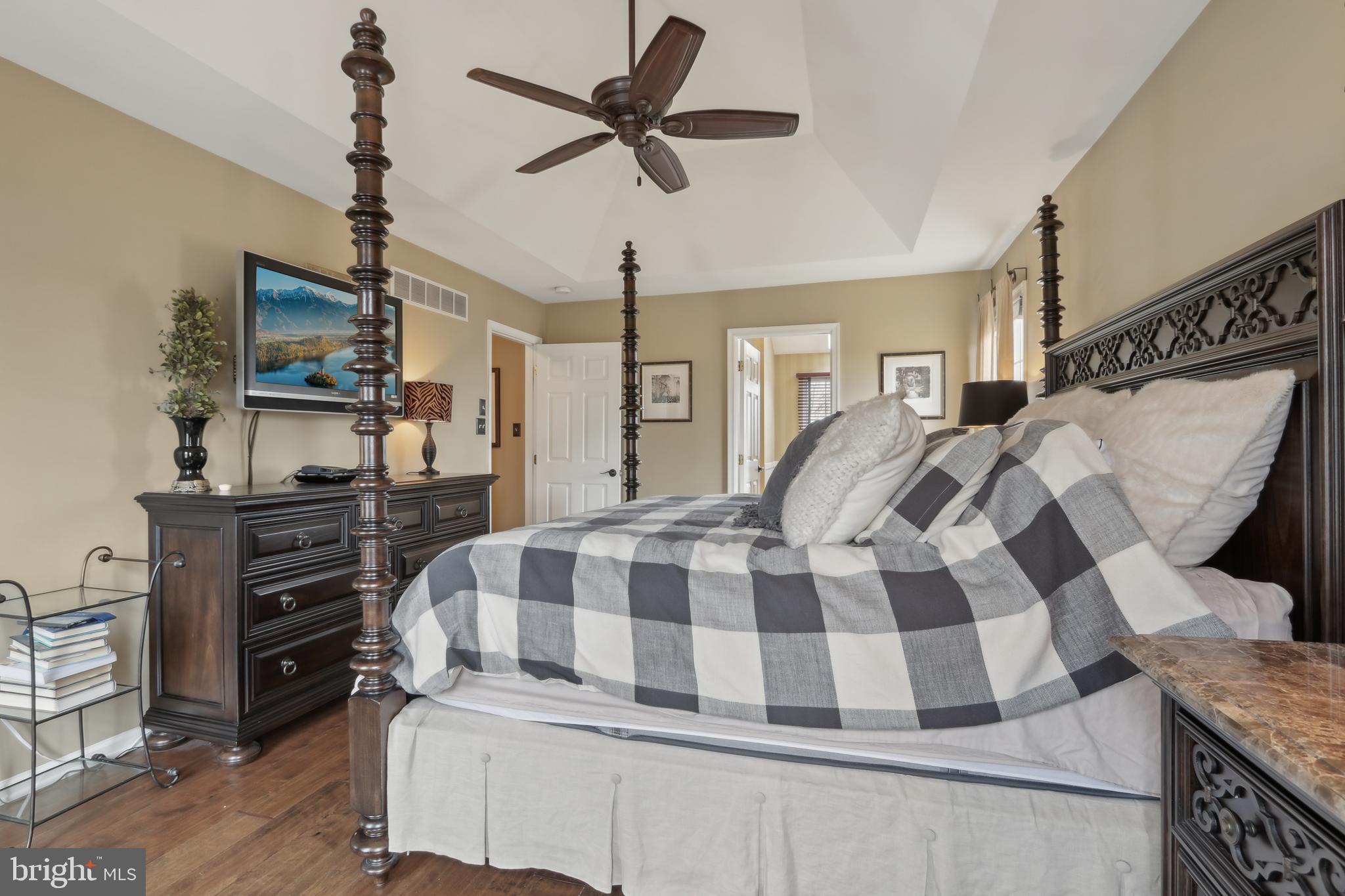 2119 SHERBROOKE DRIVE