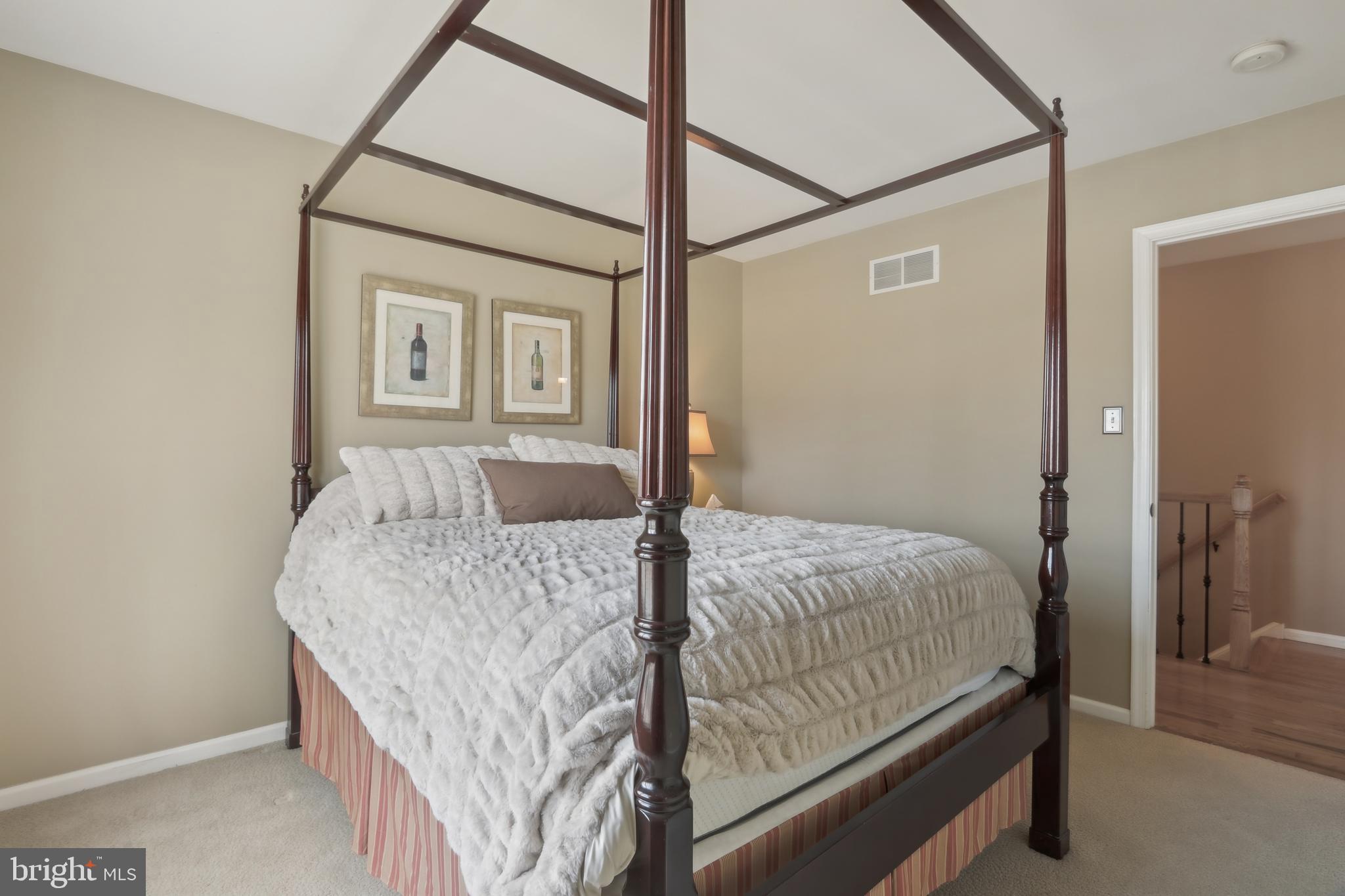 2119 SHERBROOKE DRIVE