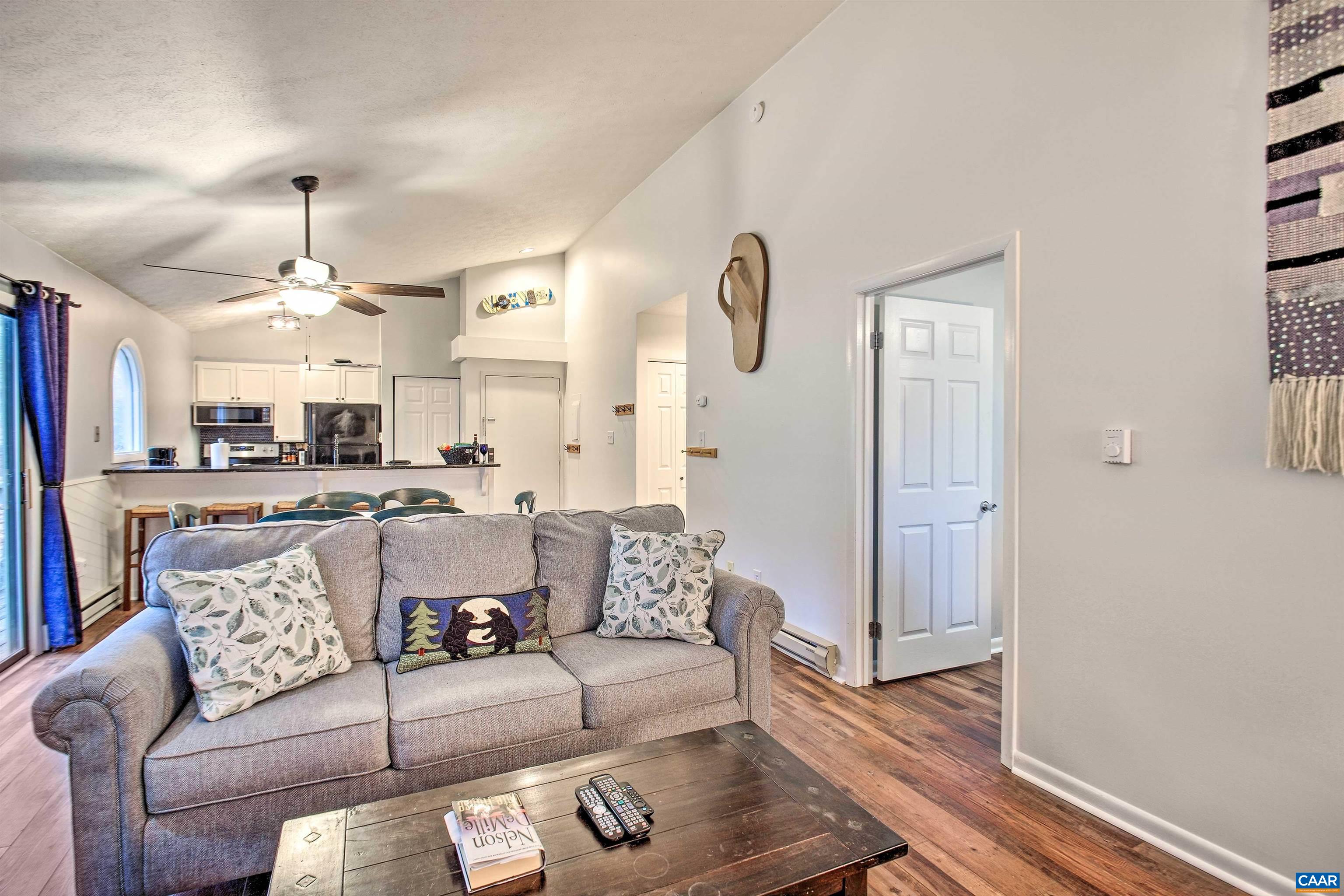 2215 TANNERS RIDGE CONDOS
