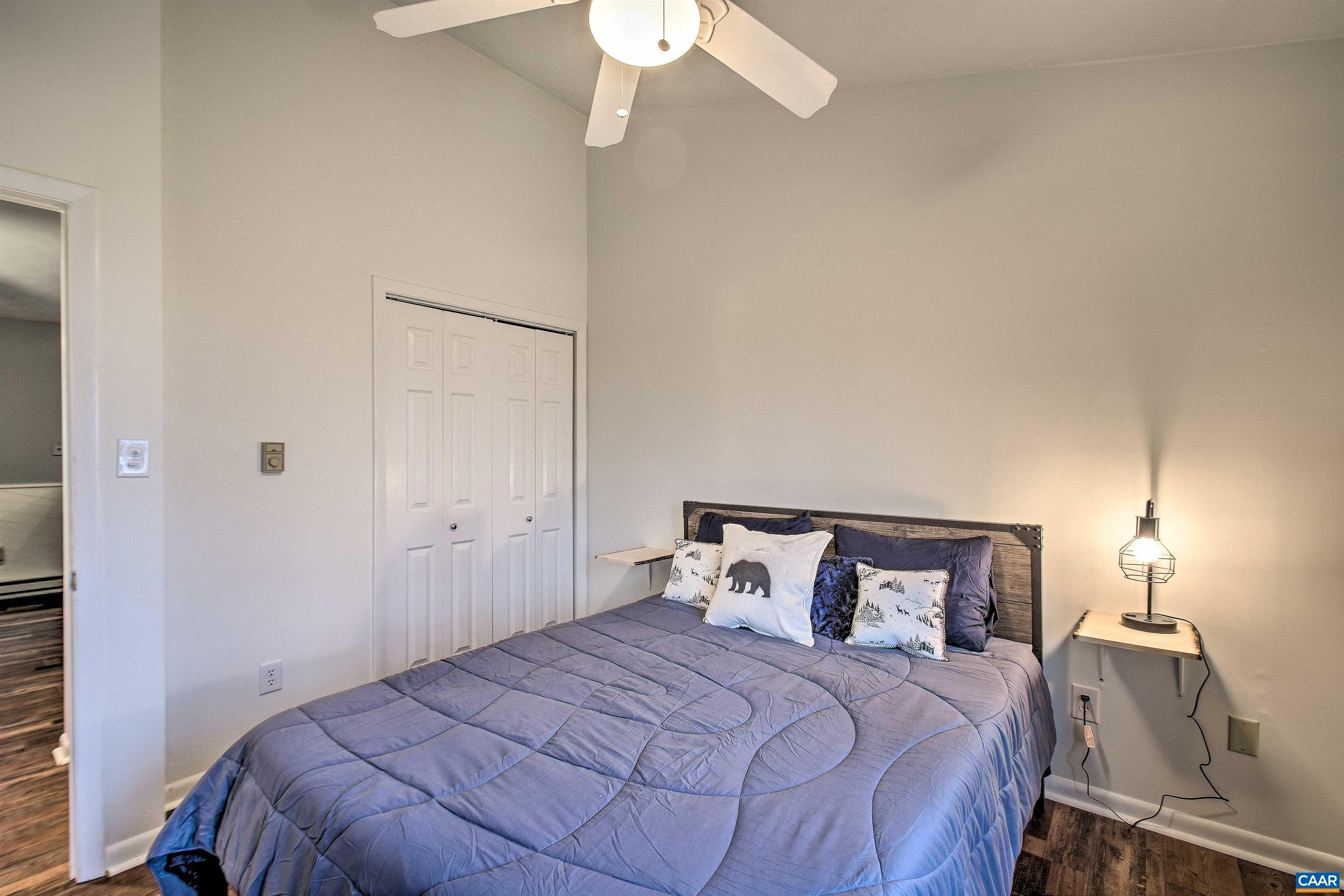 2215 TANNERS RIDGE CONDOS