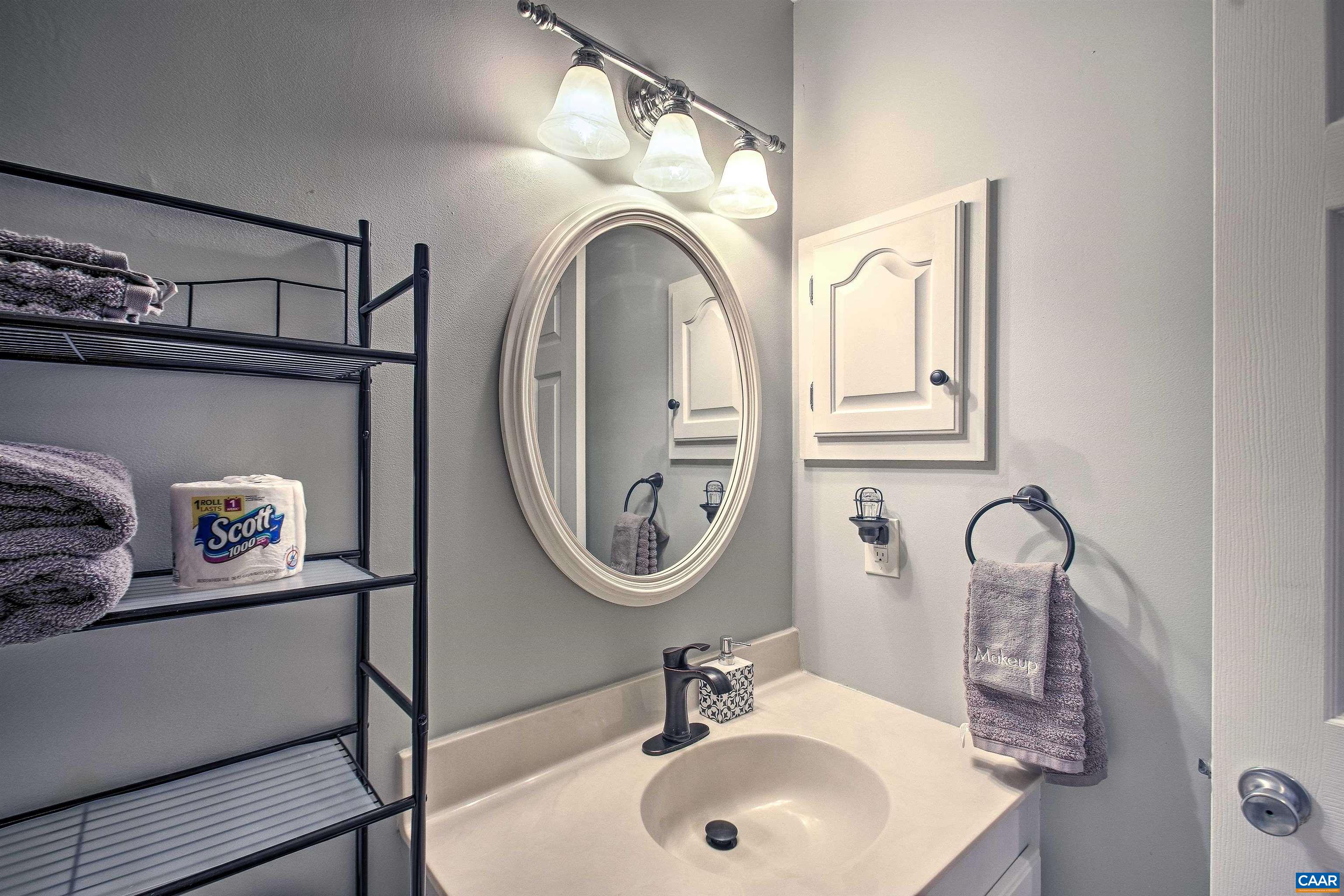 2215 TANNERS RIDGE CONDOS