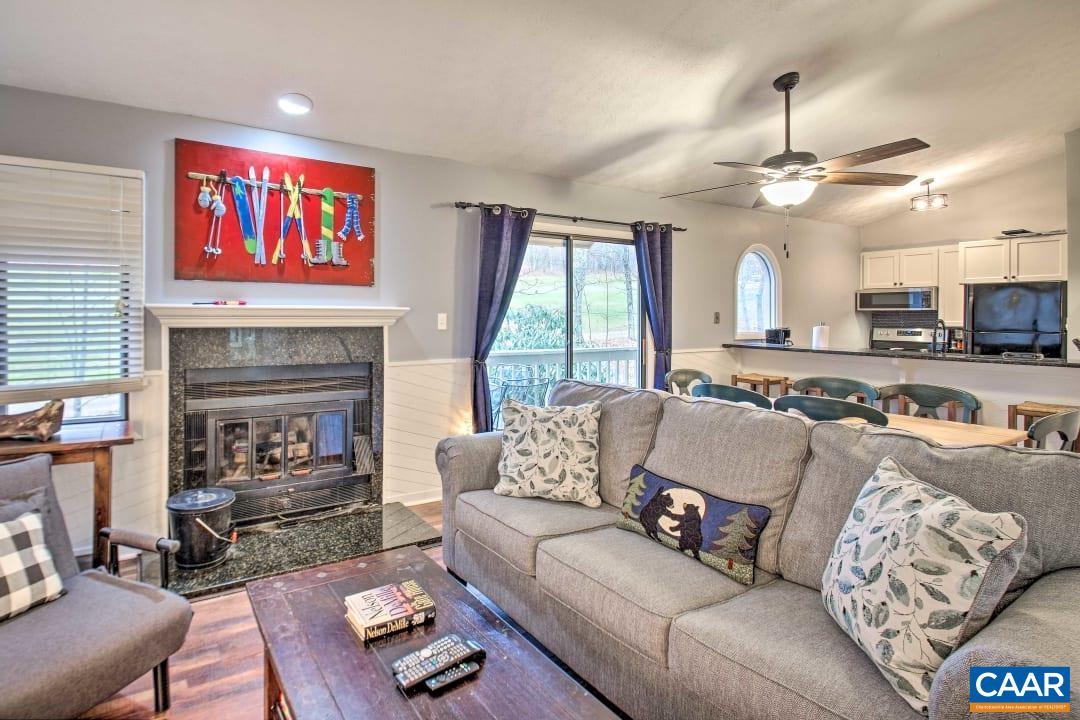2215 TANNERS RIDGE CONDOS