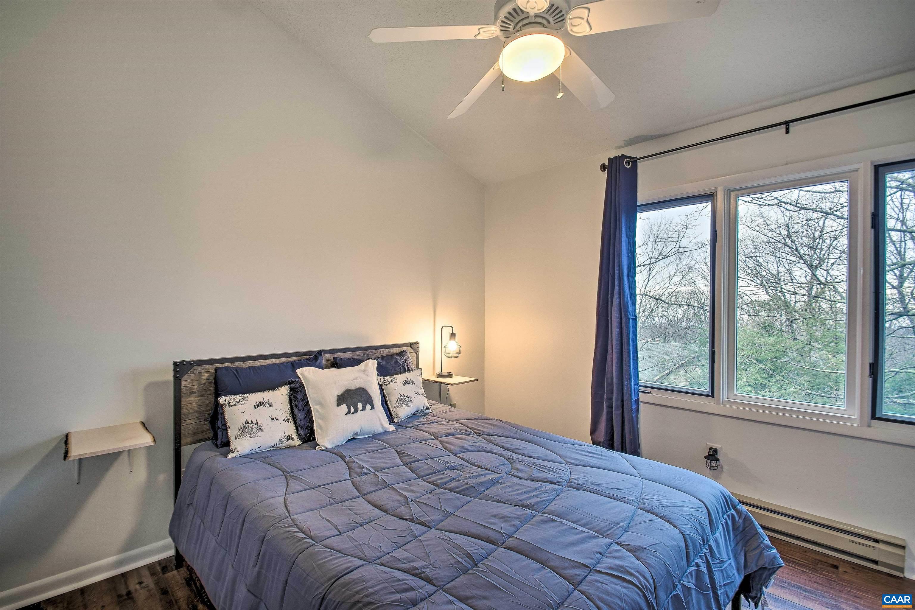 2215 TANNERS RIDGE CONDOS