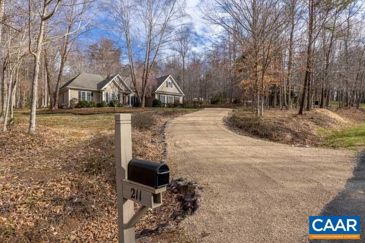 211 HIDDEN SPRINGS LN