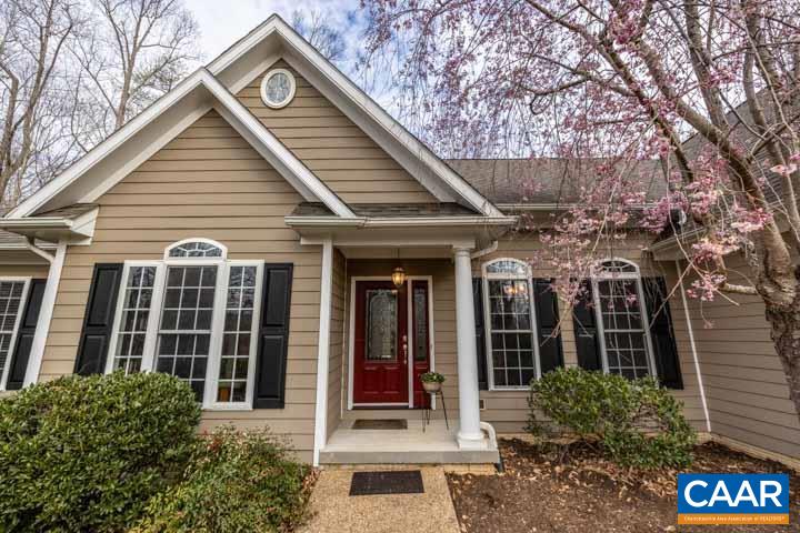 211 HIDDEN SPRINGS LN