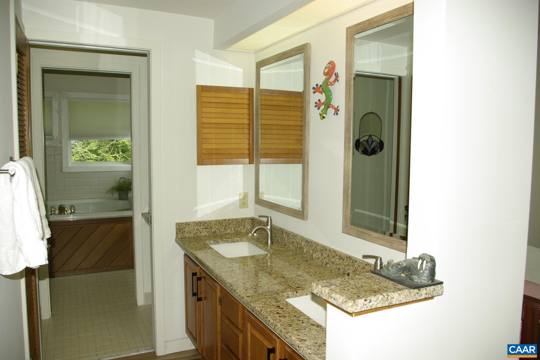 1723 HIGH RIDGE CONDOS