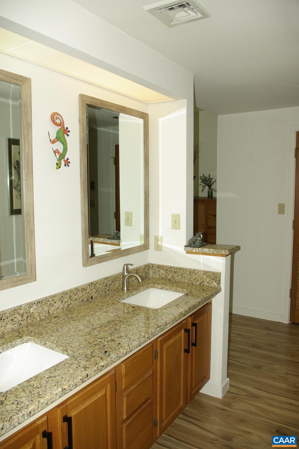 1723 HIGH RIDGE CONDOS