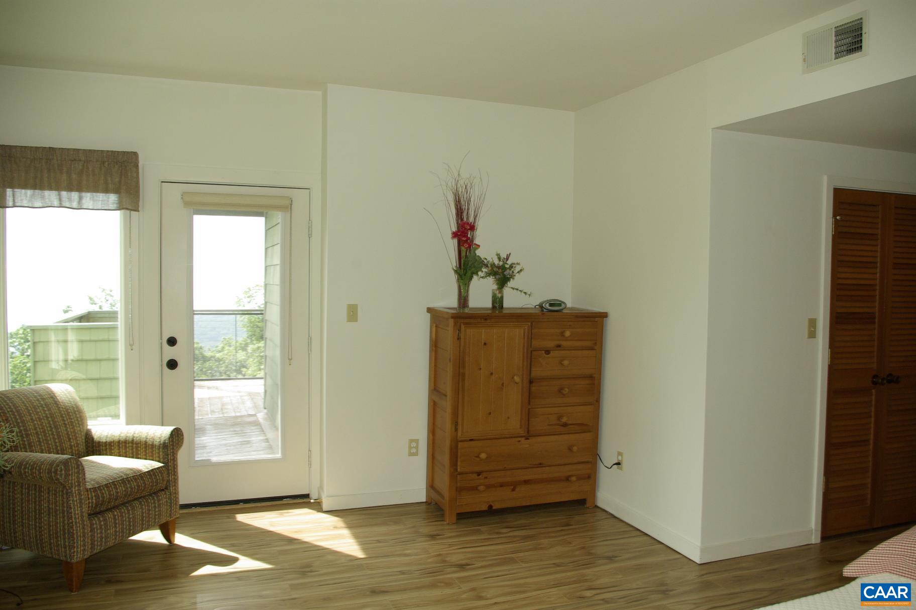 1723 HIGH RIDGE CONDOS