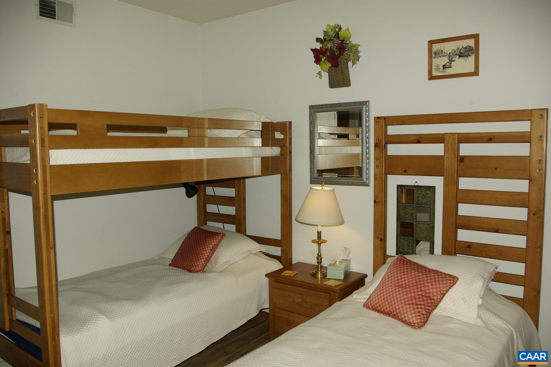 1723 HIGH RIDGE CONDOS