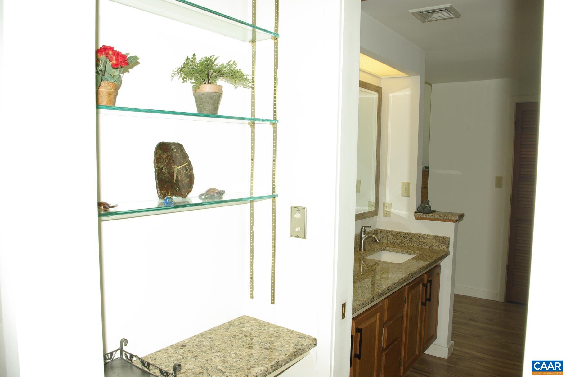 1723 HIGH RIDGE CONDOS