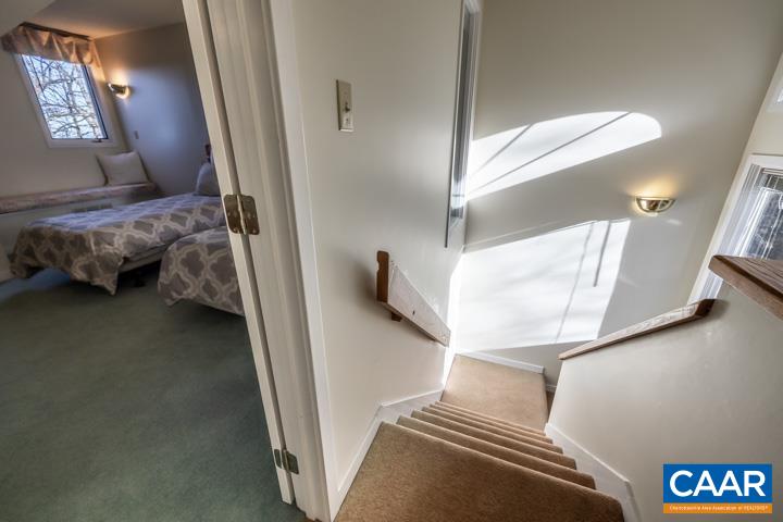 2010 STONE RIDGE WOODS CONDOS