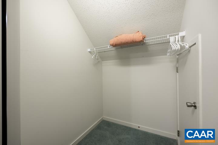 2010 STONE RIDGE WOODS CONDOS