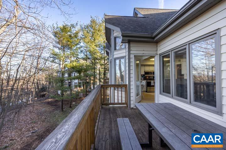 2010 STONE RIDGE WOODS CONDOS