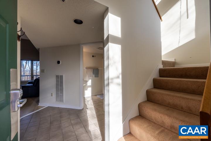 2010 STONE RIDGE WOODS CONDOS