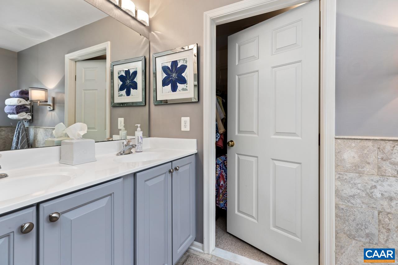 241 STONE ORCHARD DR