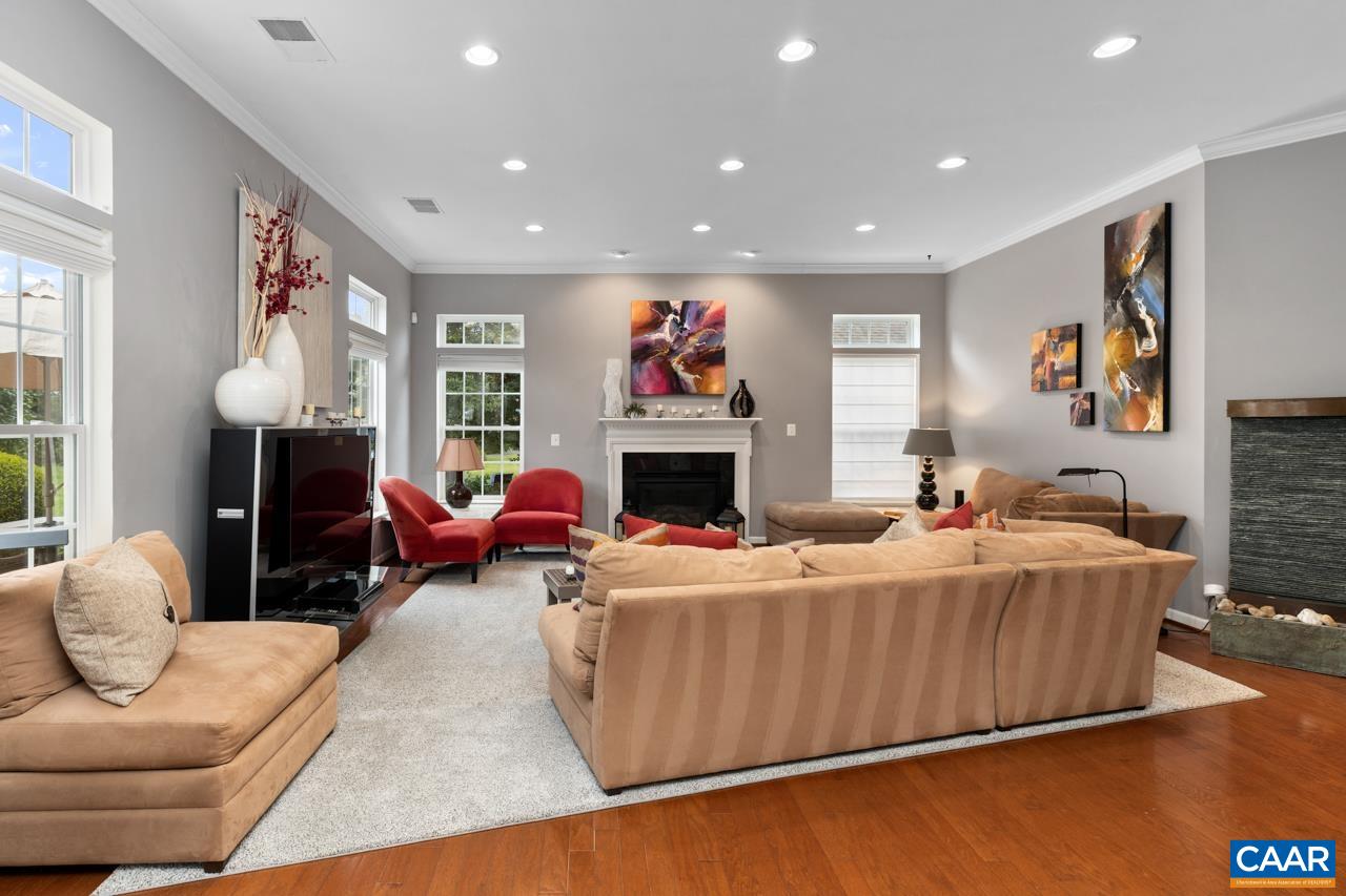 241 STONE ORCHARD DR