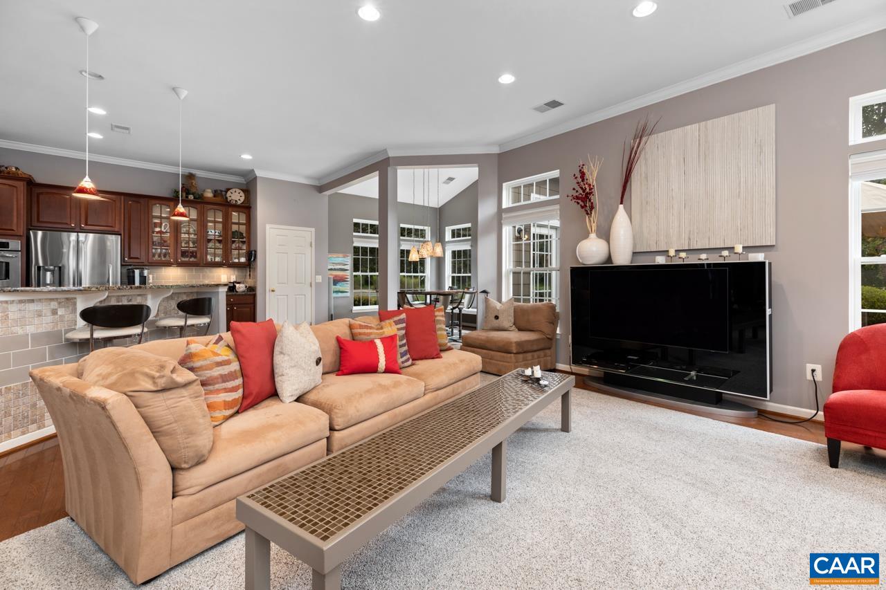 241 STONE ORCHARD DR