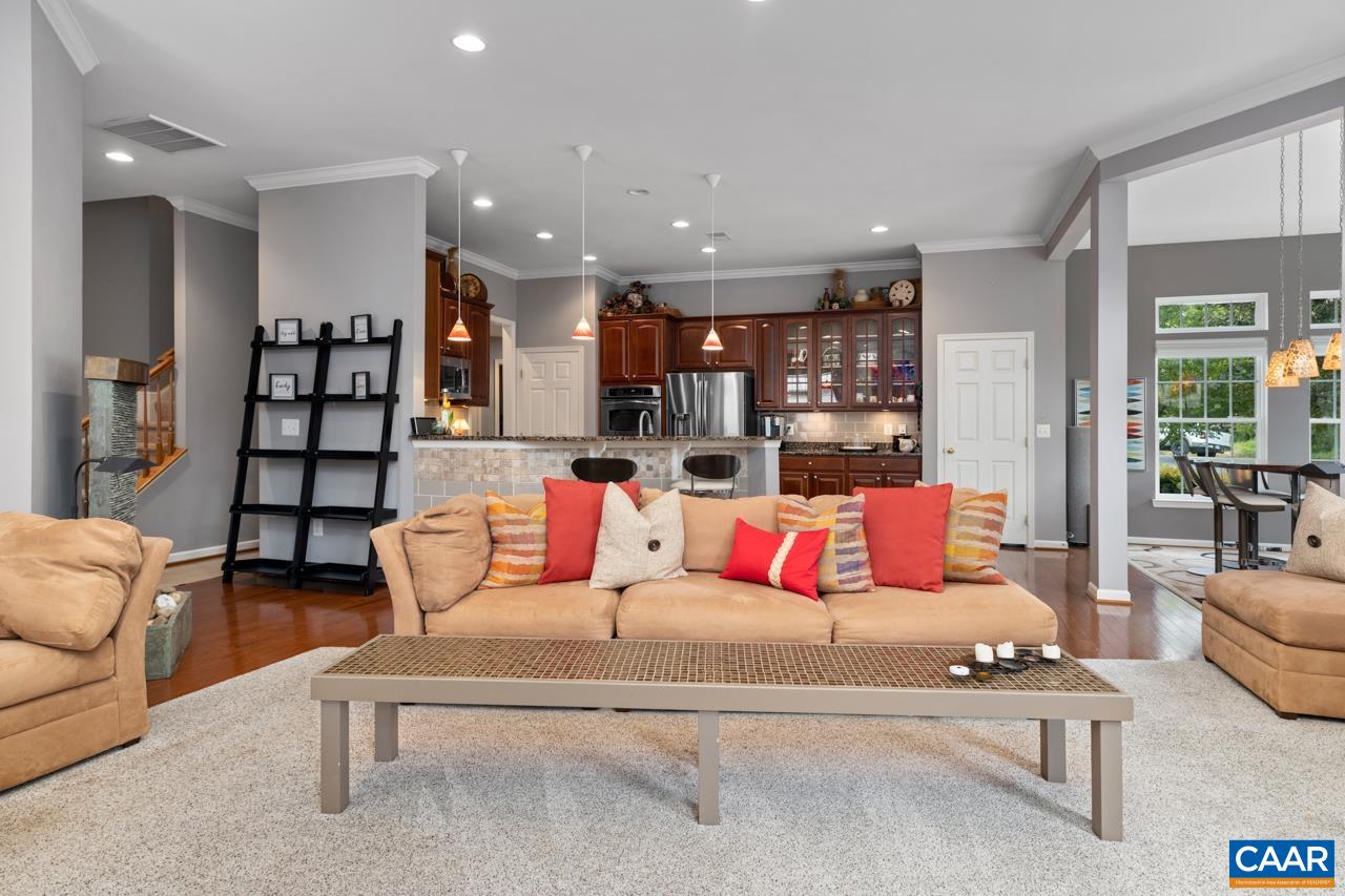 241 STONE ORCHARD DR