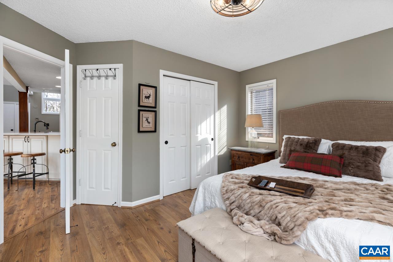 25 STEM LN