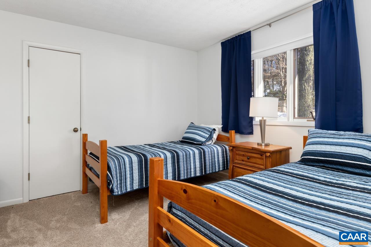 773 LAURELWOOD CONDOS