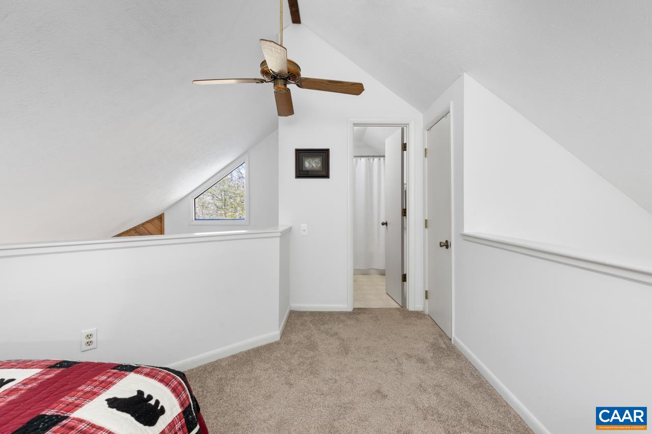 773 LAURELWOOD CONDOS
