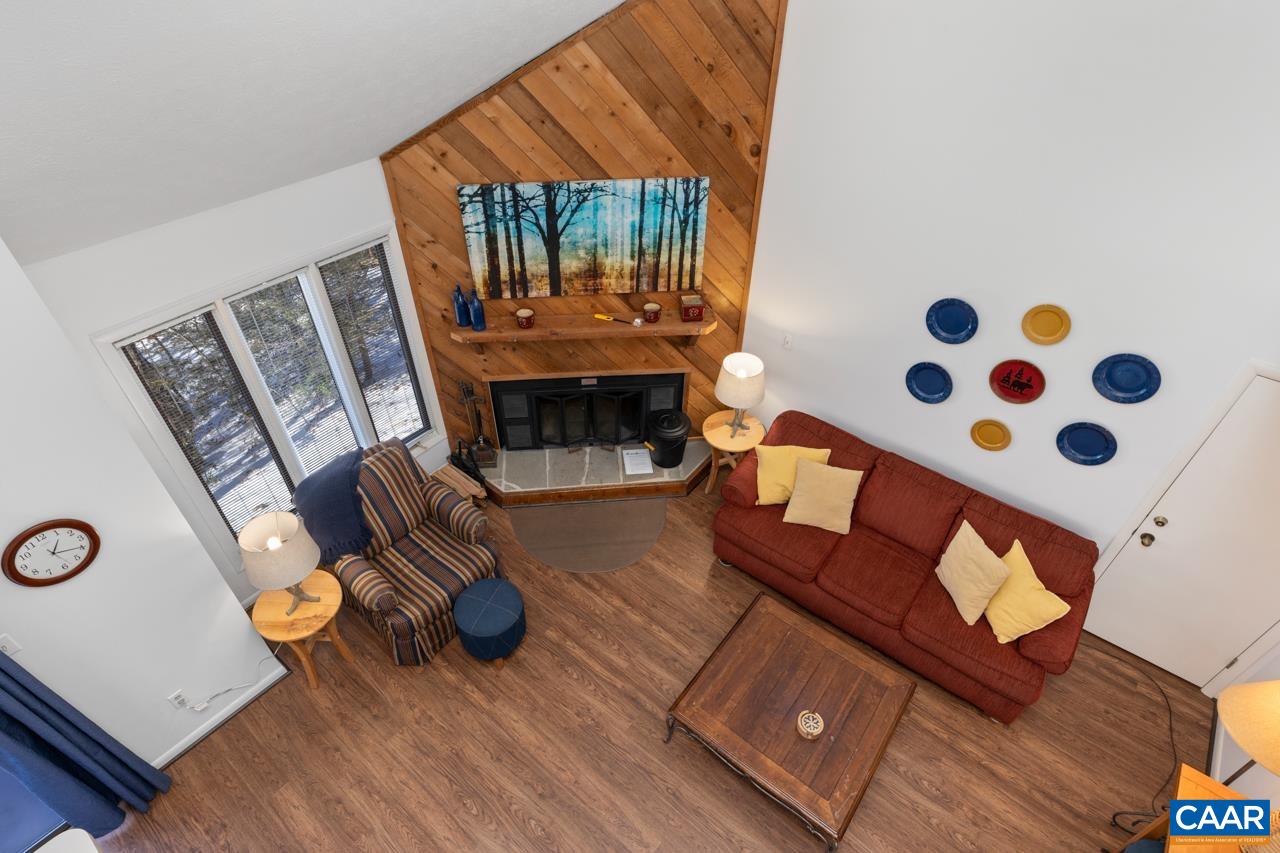 773 LAURELWOOD CONDOS