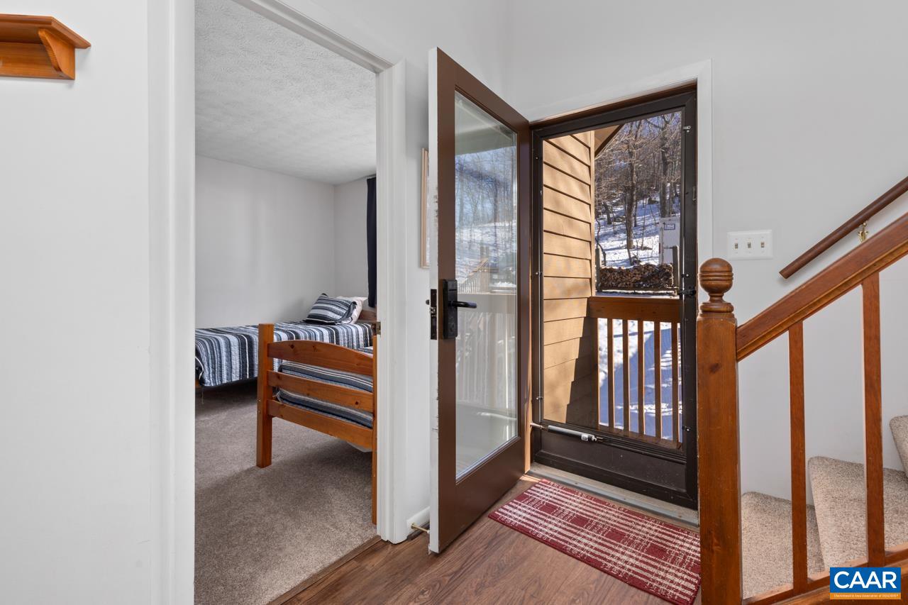 773 LAURELWOOD CONDOS