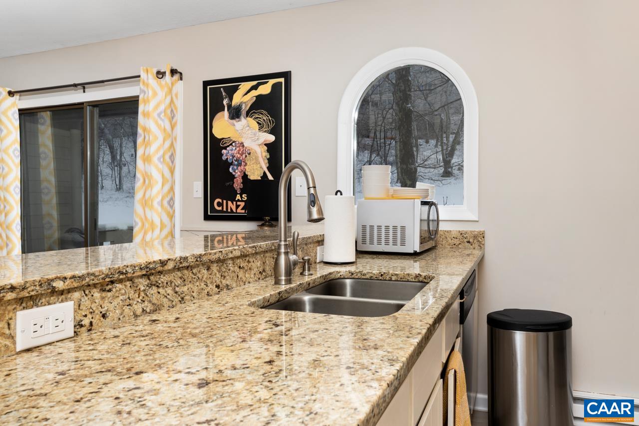 2209 TANNERS RIDGE
