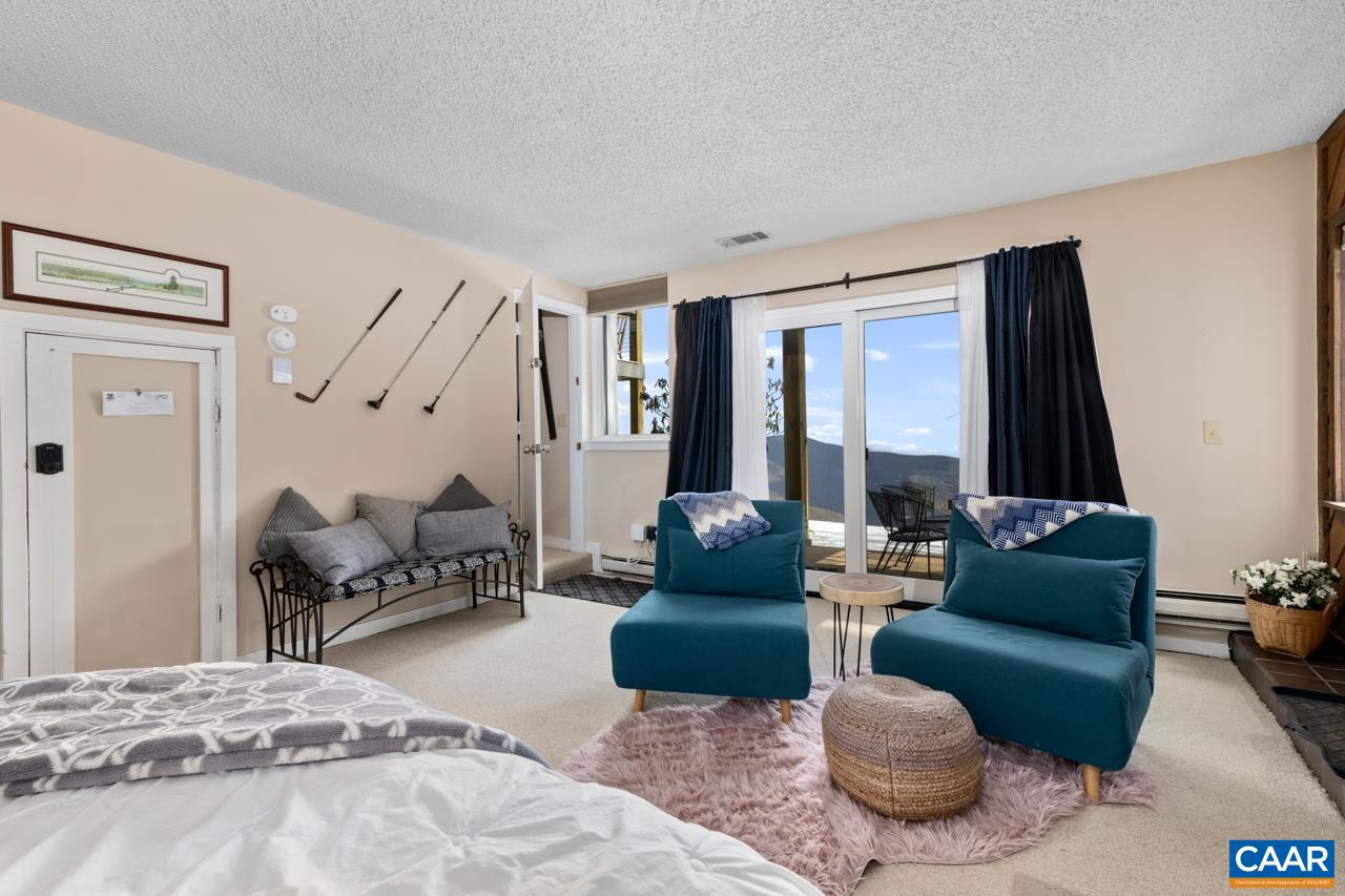 1401 HIGHLANDS CONDOS