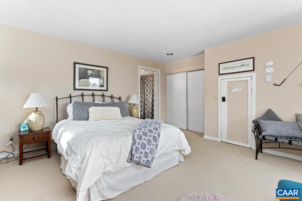 1401 HIGHLANDS CONDOS