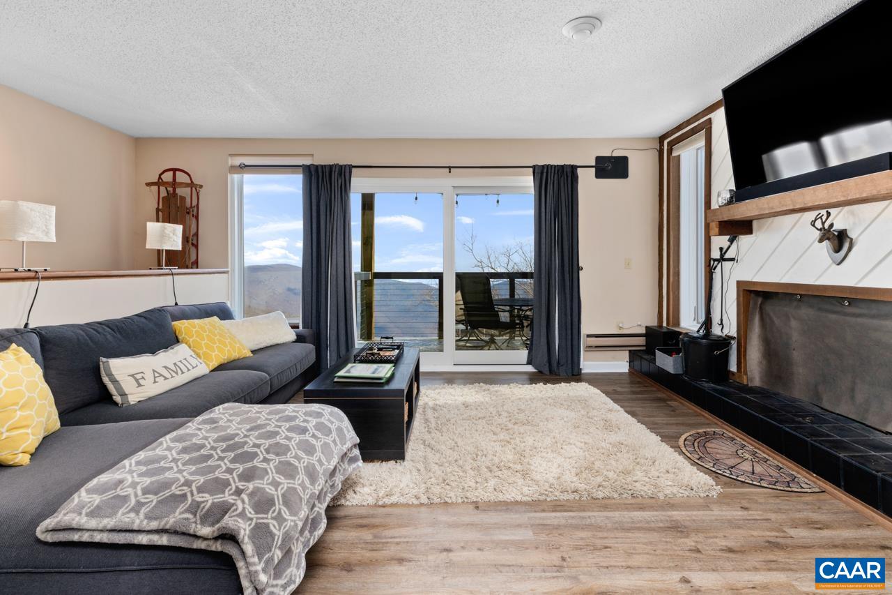 1401 HIGHLANDS CONDOS