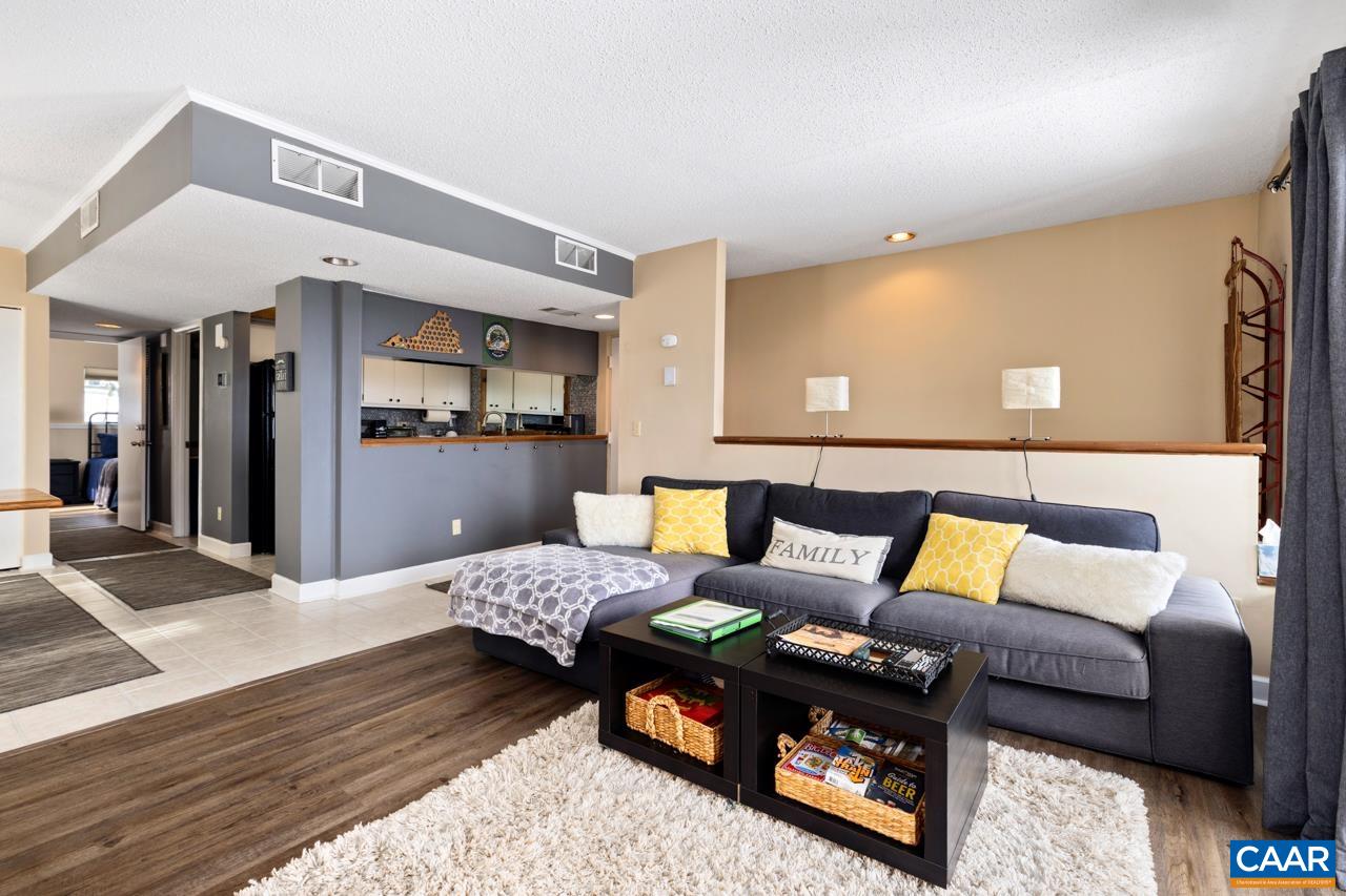 1401 HIGHLANDS CONDOS