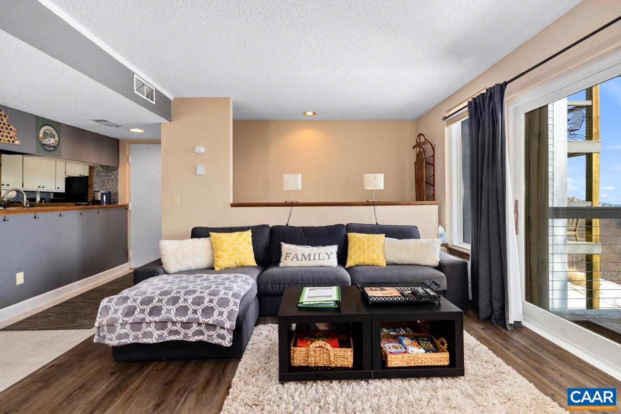 1401 HIGHLANDS CONDOS