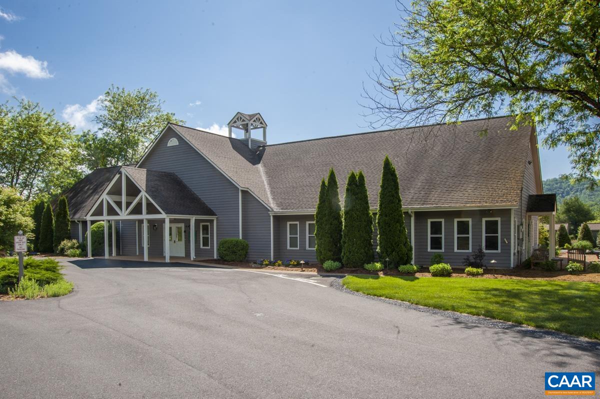 20 APPLE BLOSSOM CT