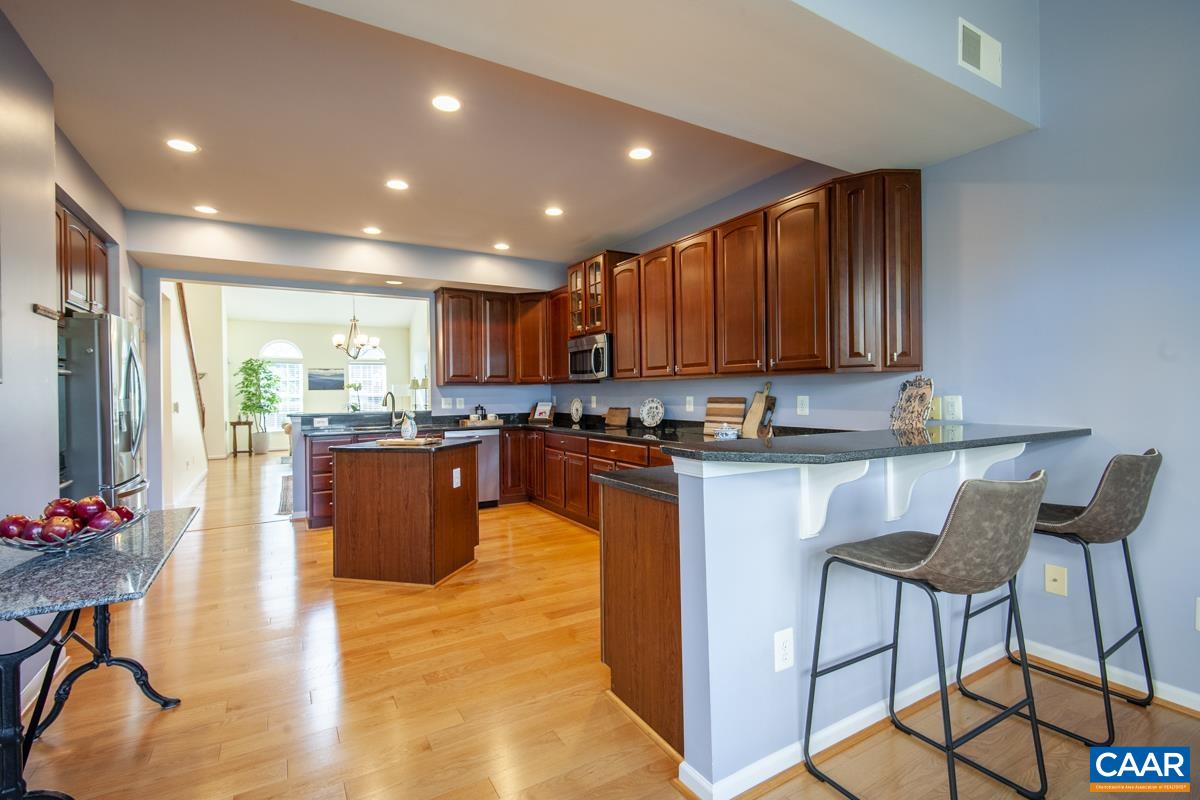 20 APPLE BLOSSOM CT