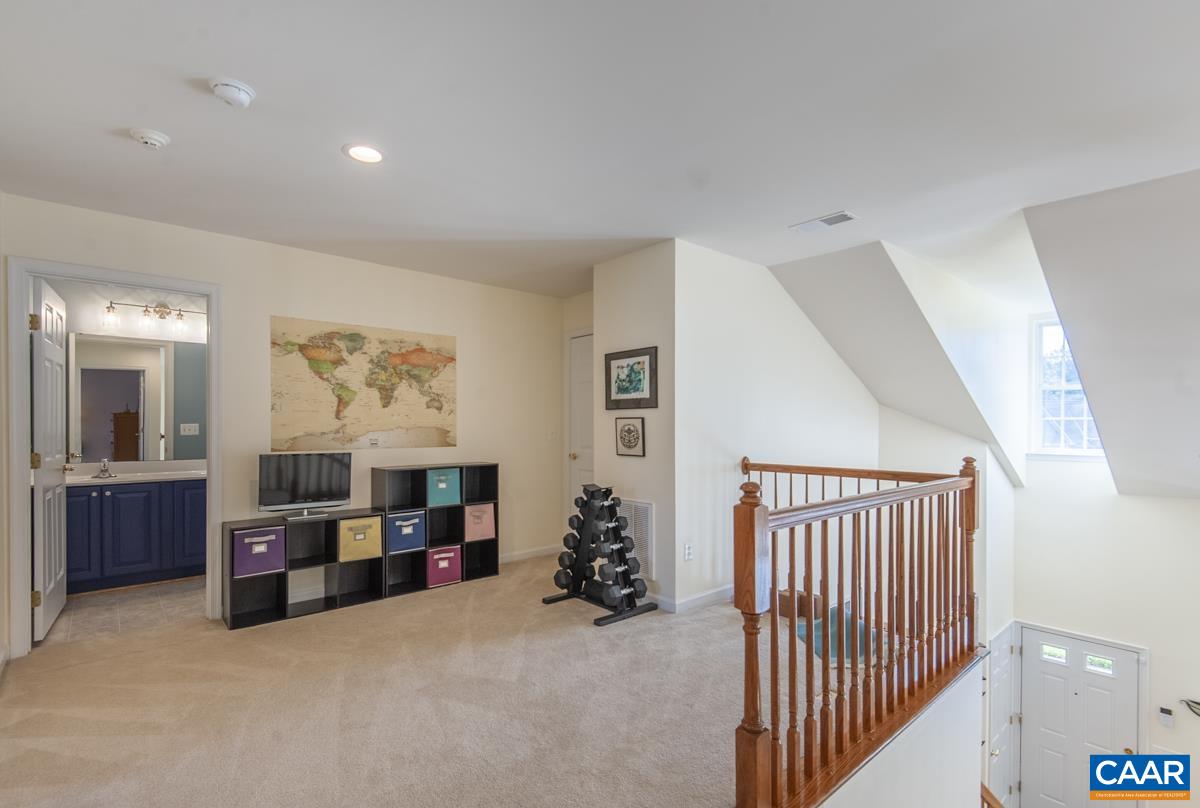 20 APPLE BLOSSOM CT