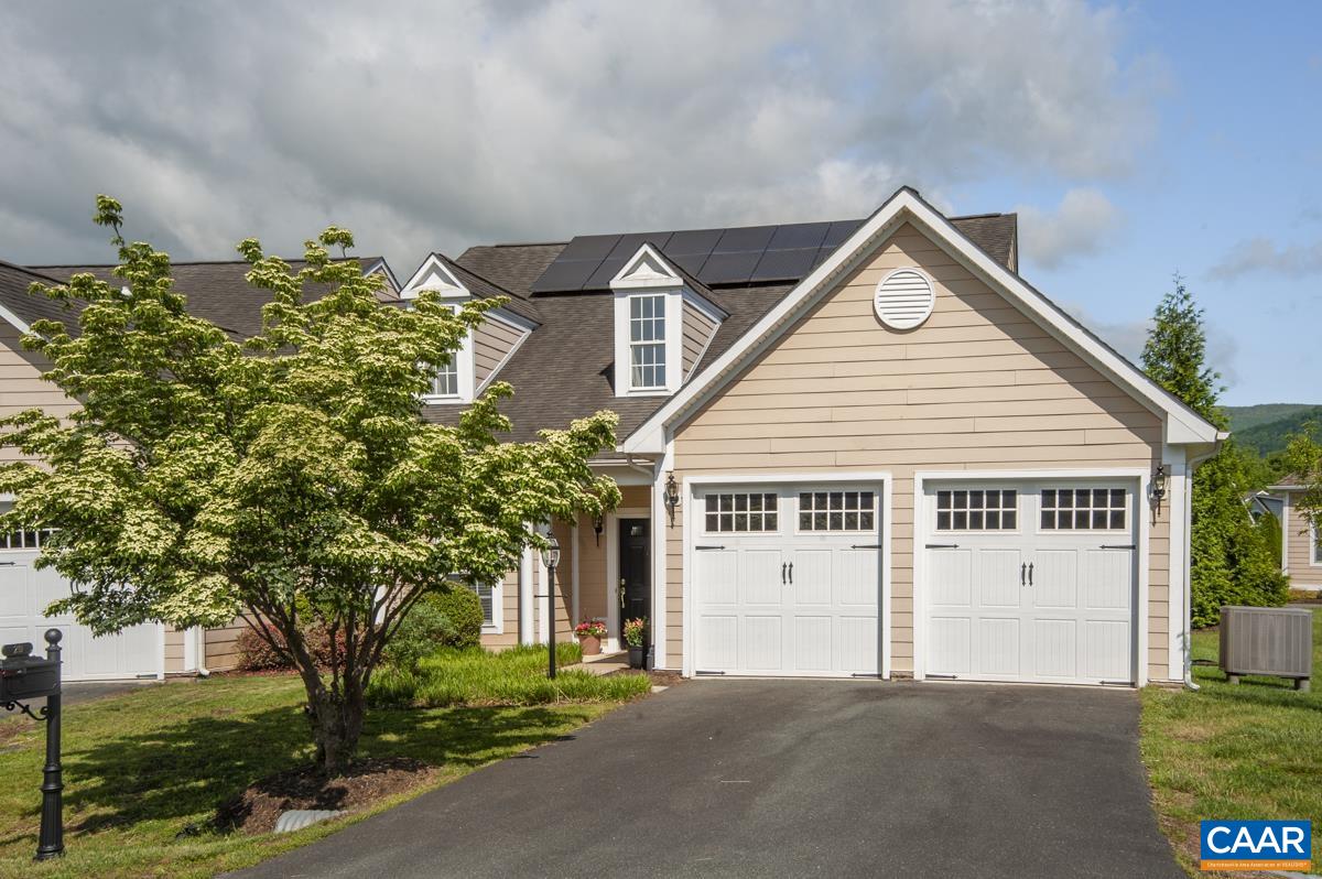 20 APPLE BLOSSOM CT