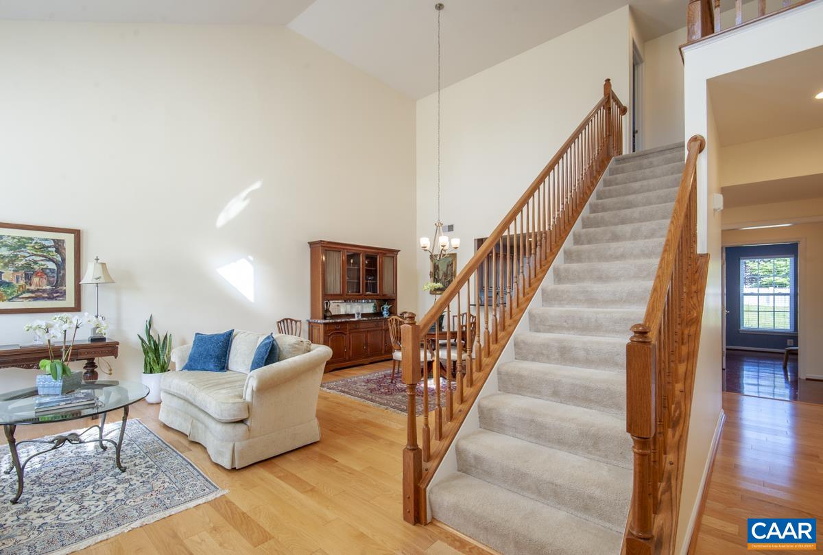 20 APPLE BLOSSOM CT