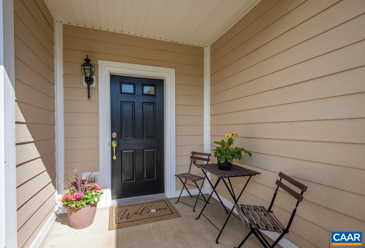 20 APPLE BLOSSOM CT