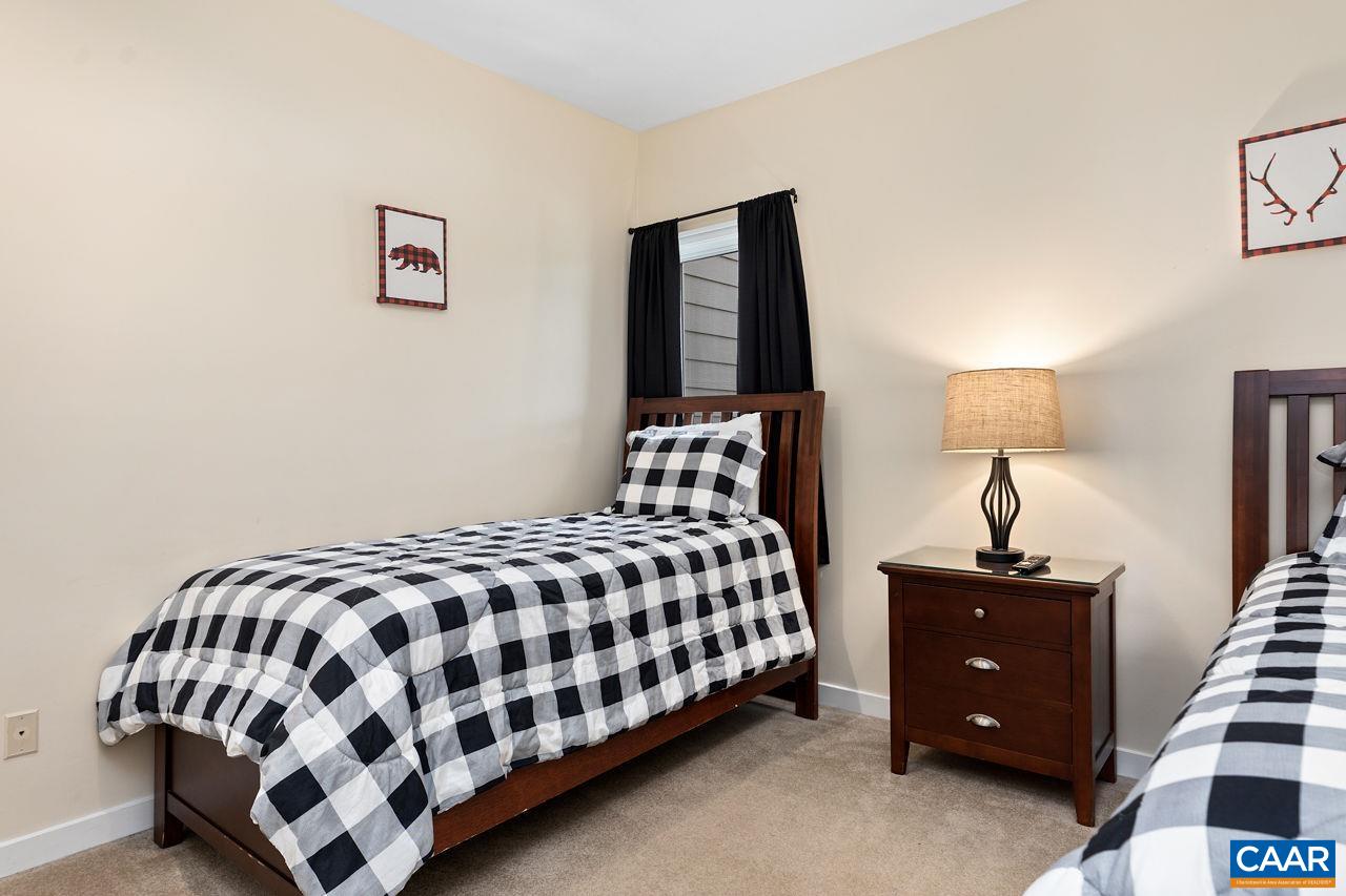 1642 OVERLOOK CONDOS Unit: 1642