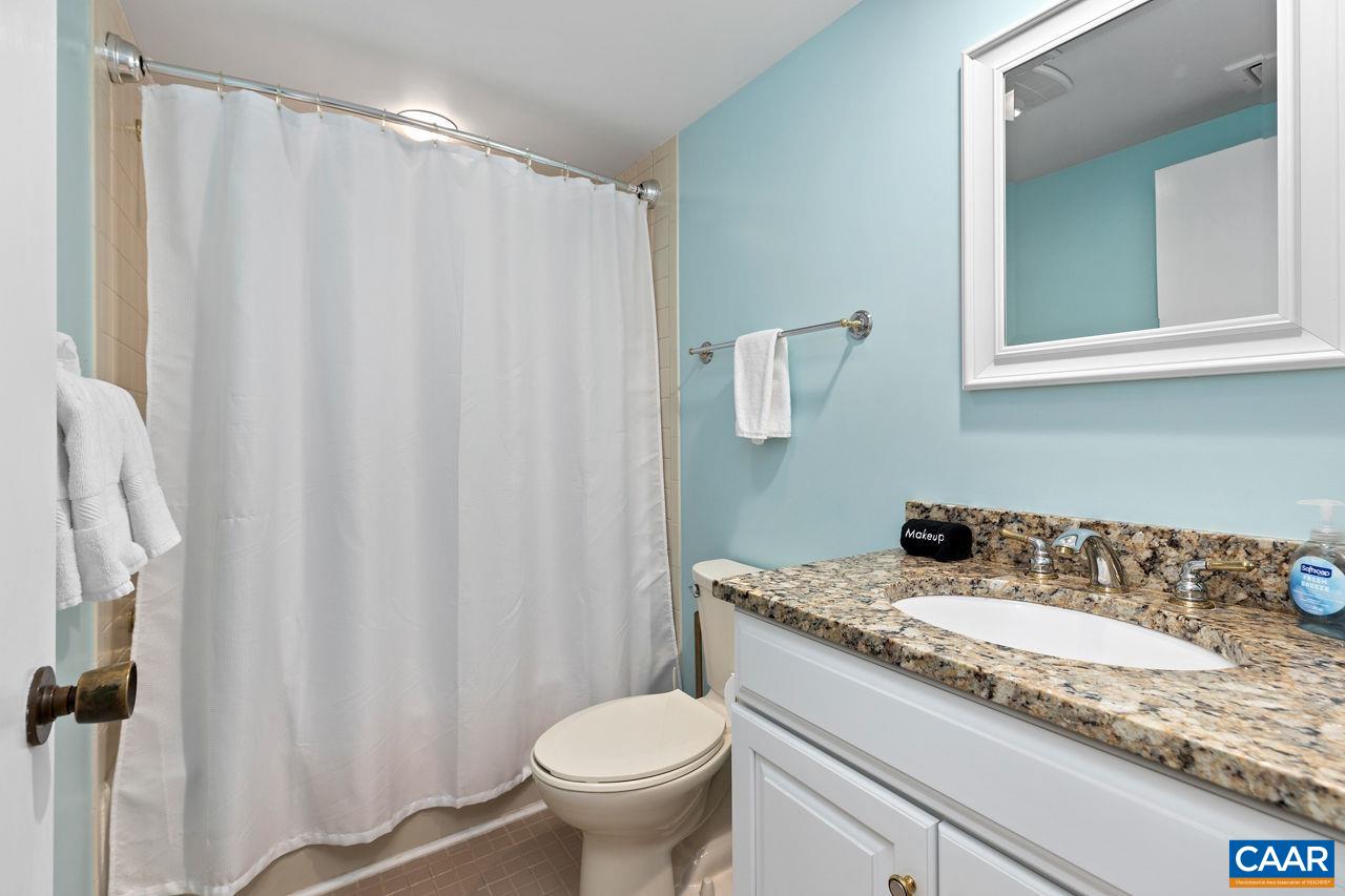 1642 OVERLOOK CONDOS Unit: 1642