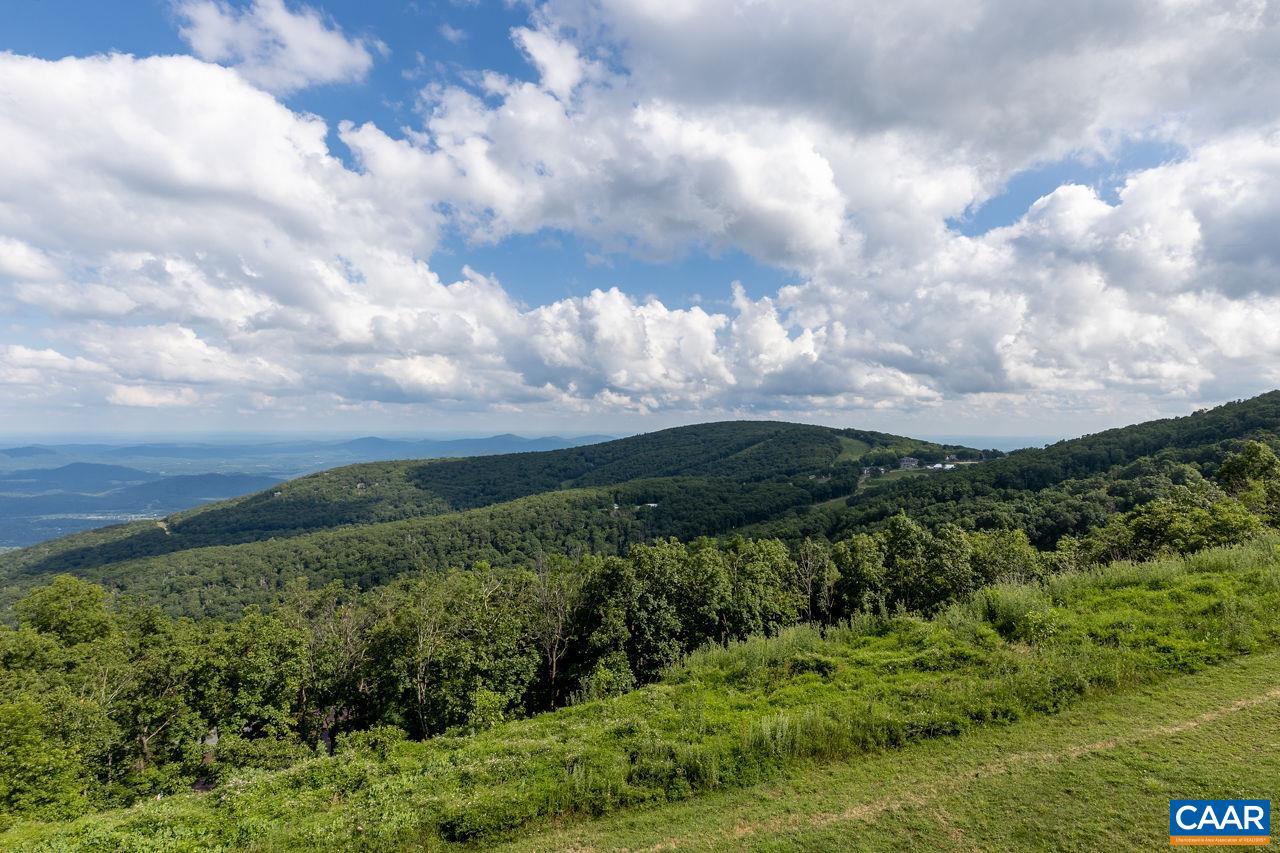 1642 OVERLOOK CONDOS Unit: 1642