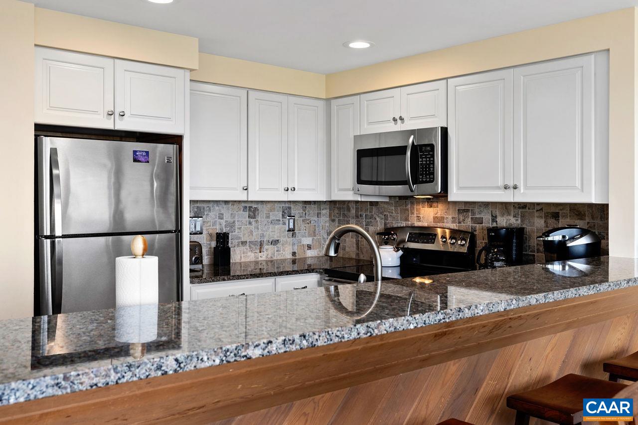 1642 OVERLOOK CONDOS Unit: 1642
