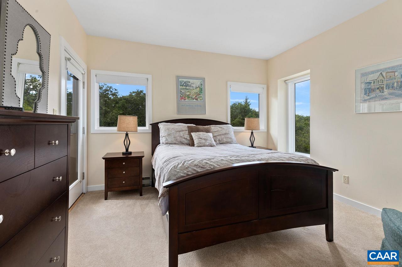 1642 OVERLOOK CONDOS Unit: 1642