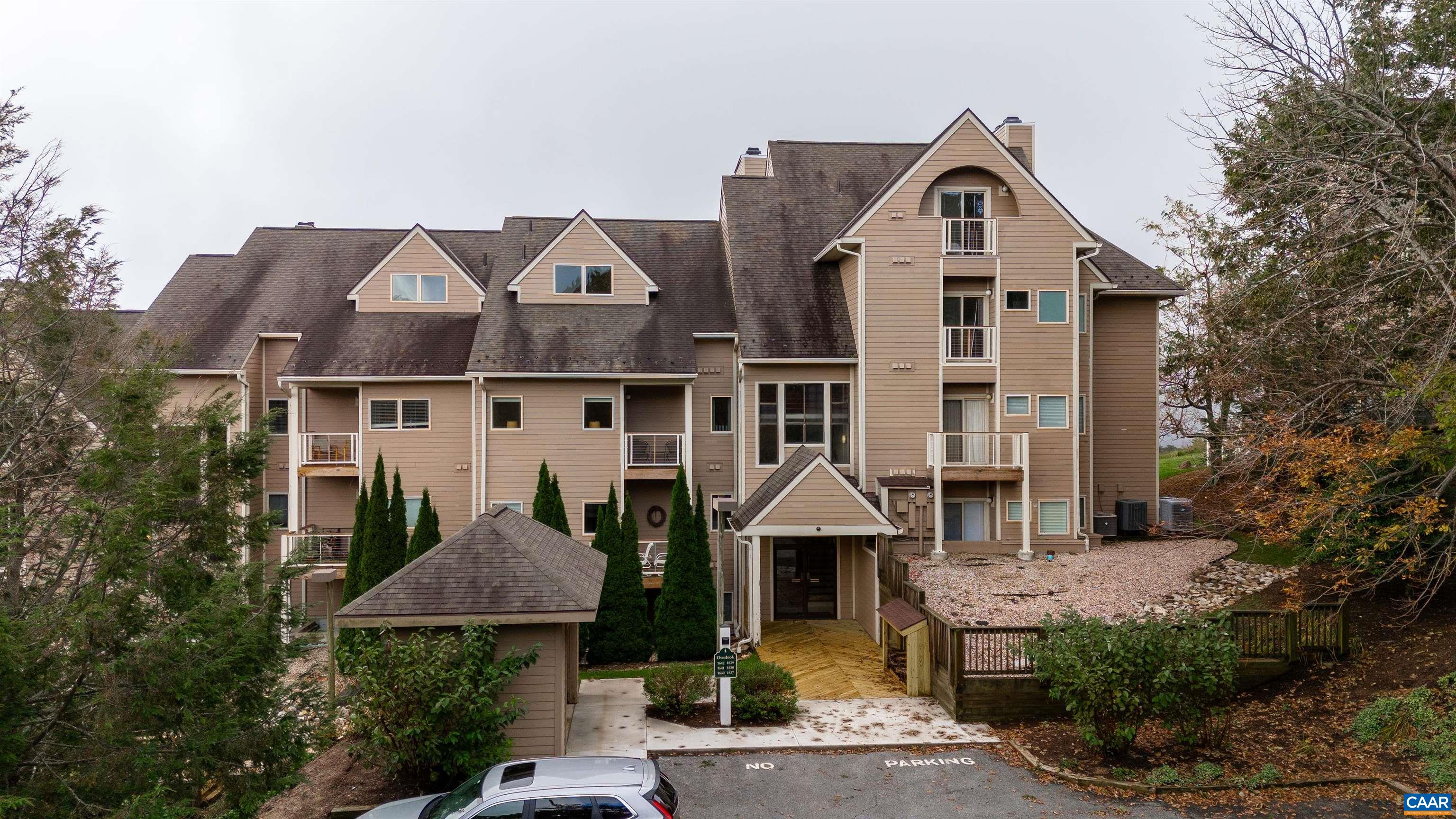 1642 OVERLOOK CONDOS Unit: 1642